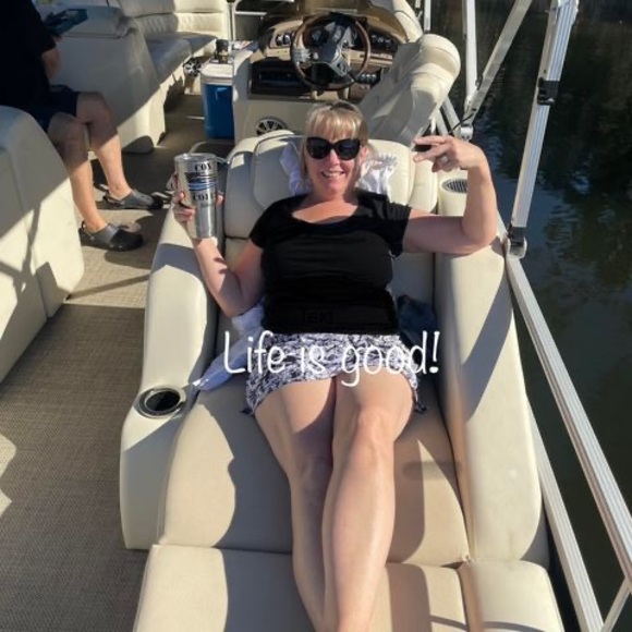 Meet your Posher, Linda - Picture 1 of 1